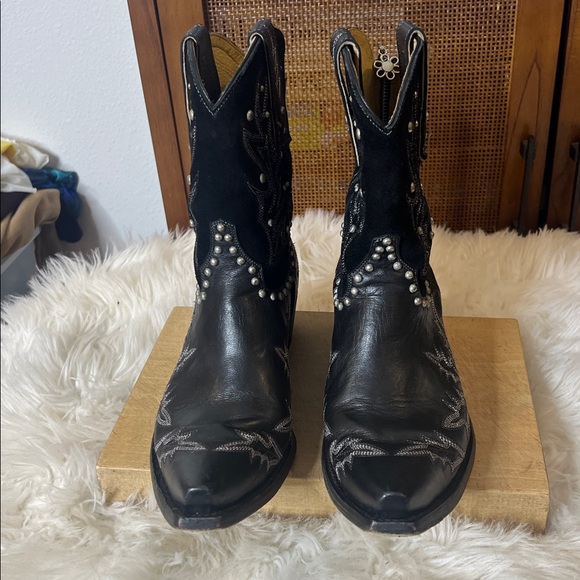 Old Gringo Yippee Ki Yay Leather and Suede Studded Western Cowgirl Boots - Picture 2 of 9
